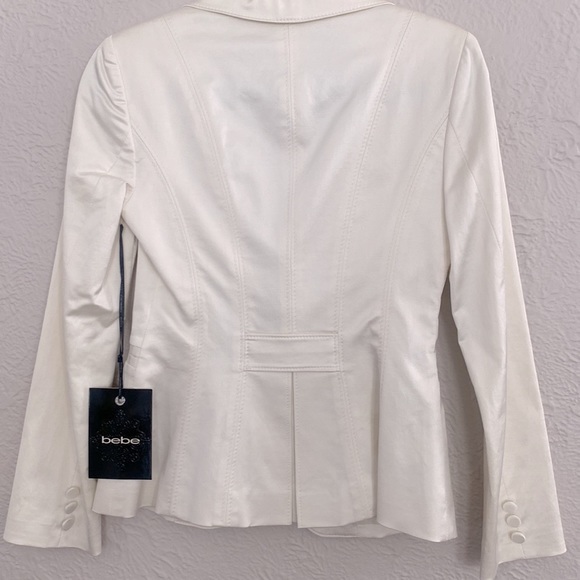 Cream Satin Bebe blazer size 4. NWT. - Picture 5 of 6